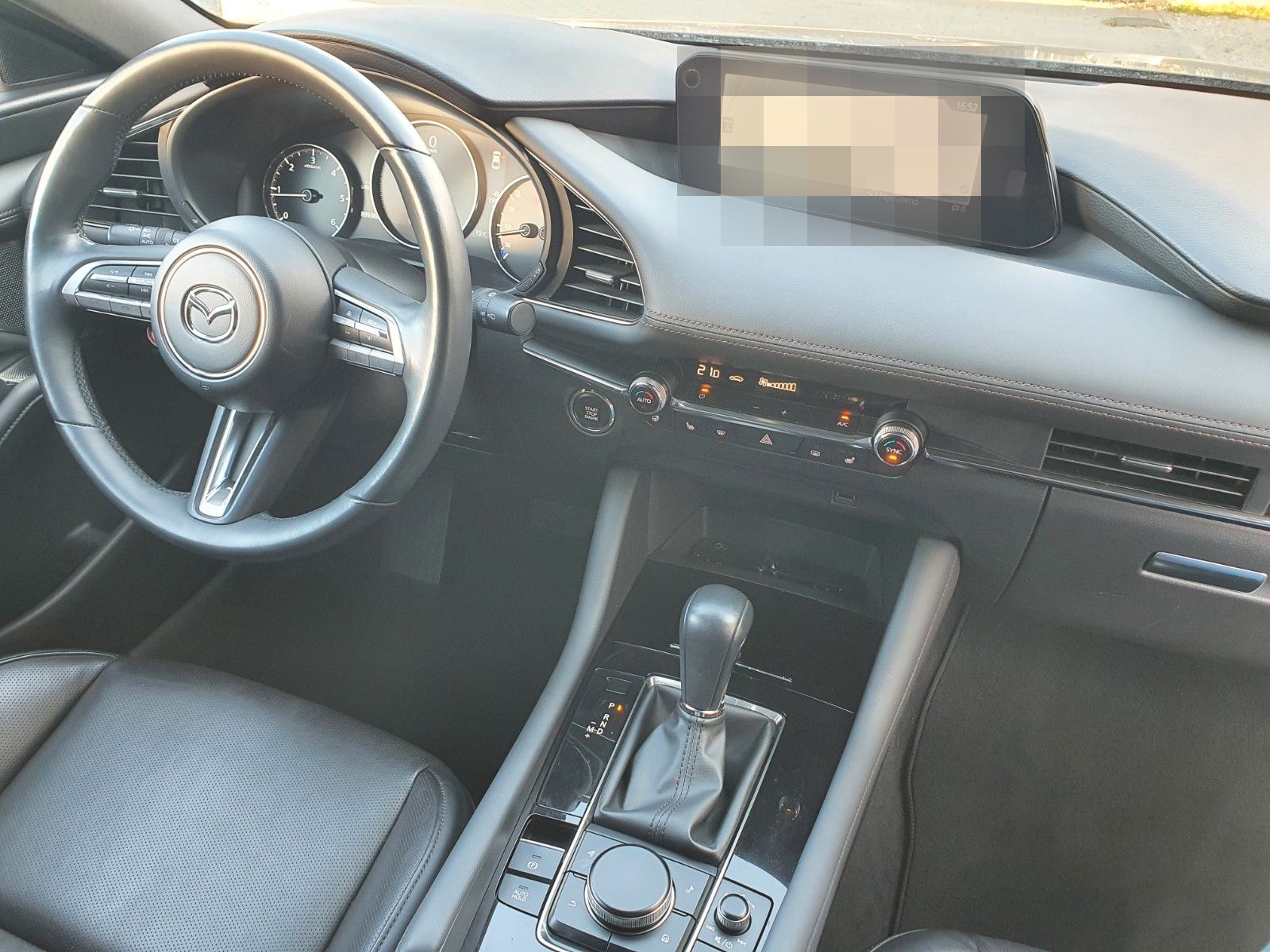 Mazda 3Lim.5trg.Selection.AUTOMATIK.LEDER.NAVI.8fachB. foto 17
