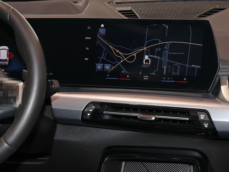 BMW X1 xDrive23d xLine Adp.LED DrivAss+ 360° HUD foto 7