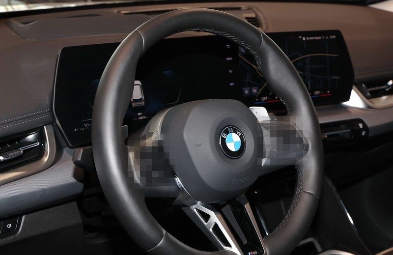 BMW X1 xDrive23d xLine Adp.LED DrivAss+ 360° HUD foto 9