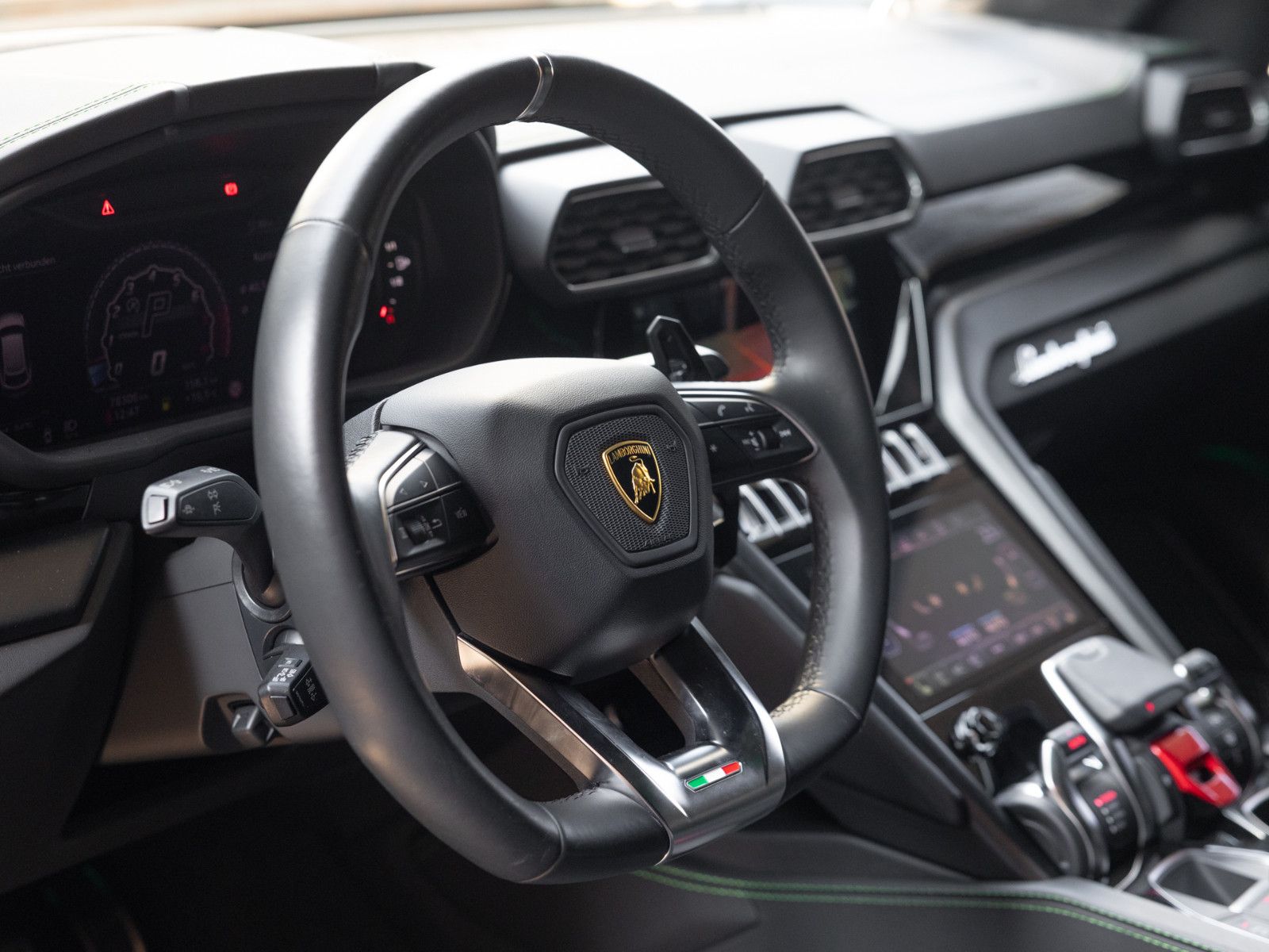 Lamborghini Urus *B&O*Massage*Pano*ALL Black*Garantie foto 20