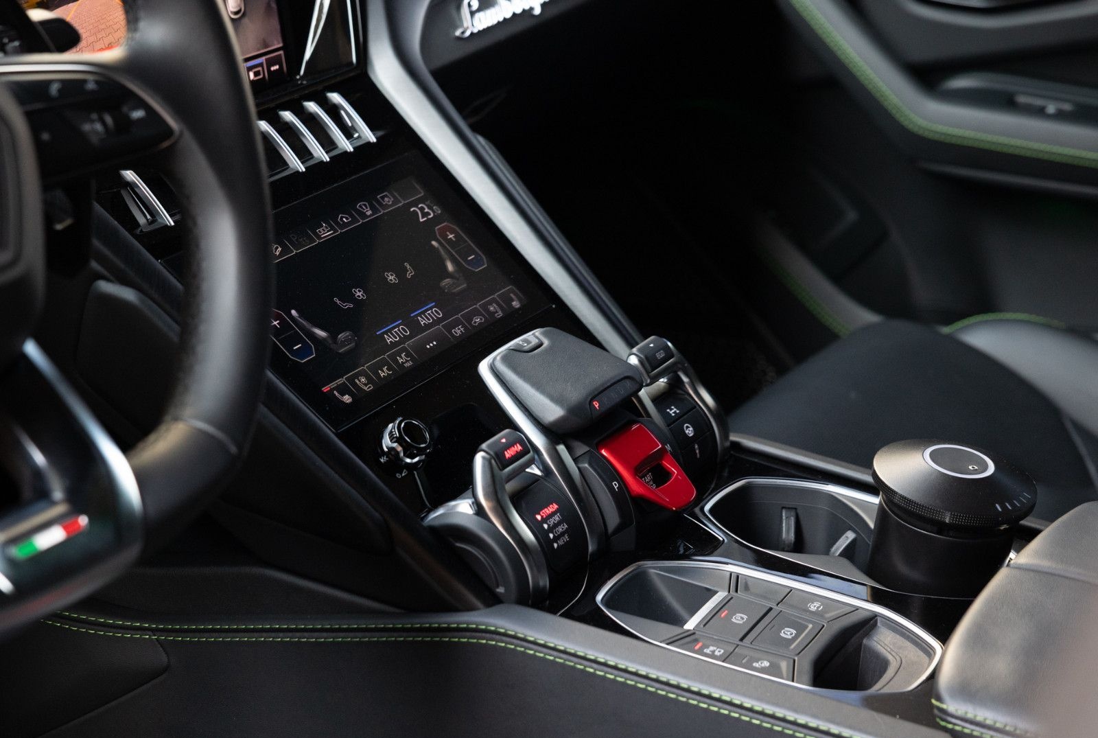 Lamborghini Urus *B&O*Massage*Pano*ALL Black*Garantie foto 21