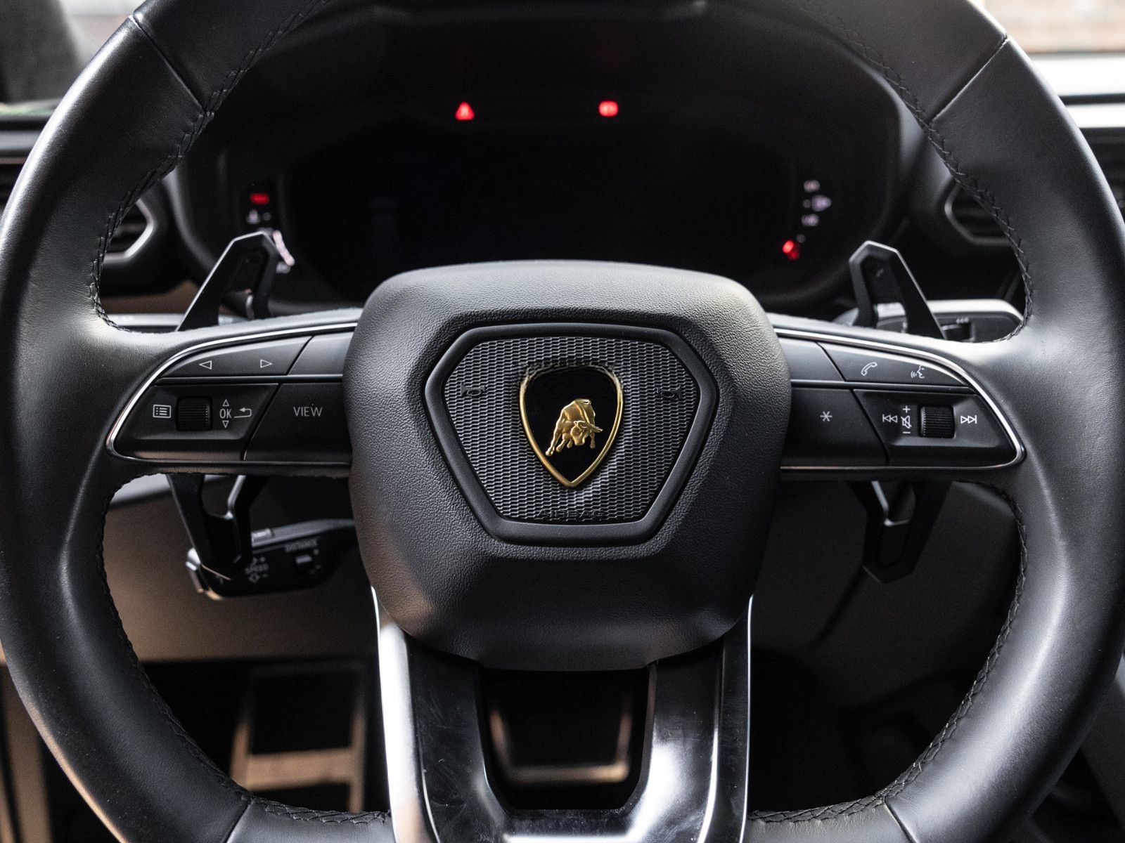 Lamborghini Urus *B&O*Massage*Pano*ALL Black*Garantie foto 24
