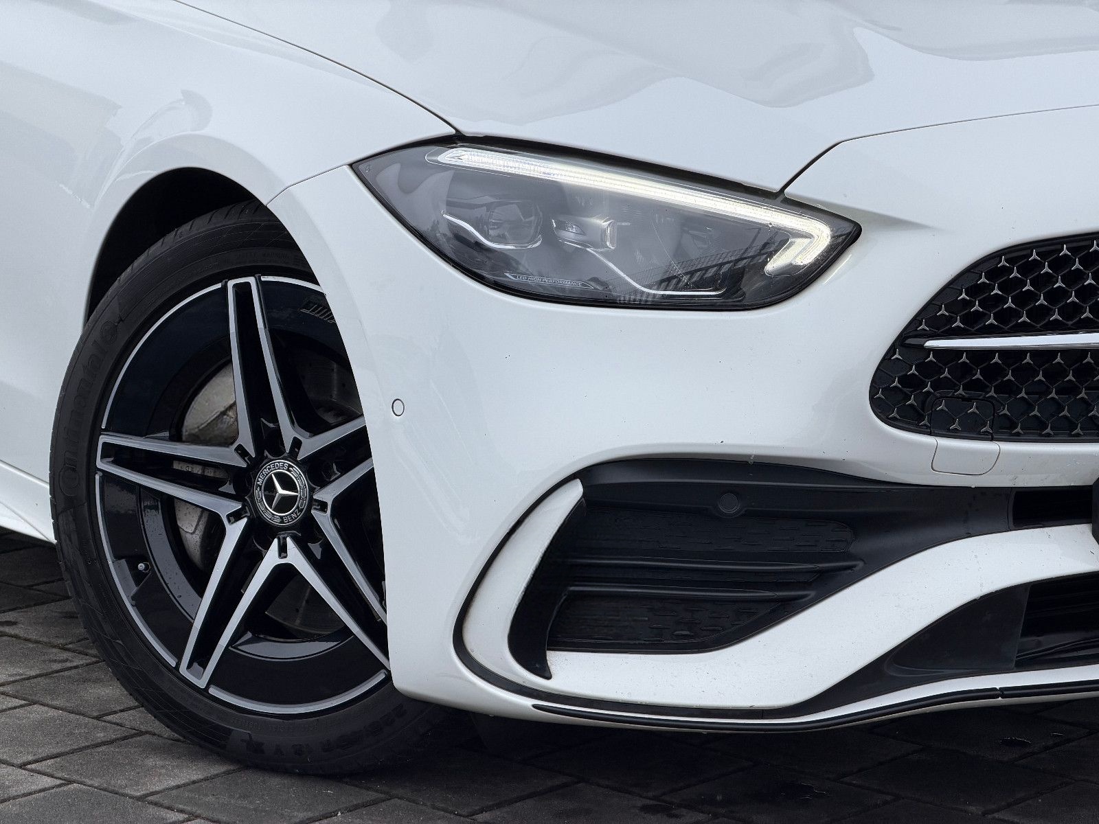 Mercedes-Benz C 220 d T-Modell 9G-Tronic 4Matic/AMG-Line/1.H foto 3
