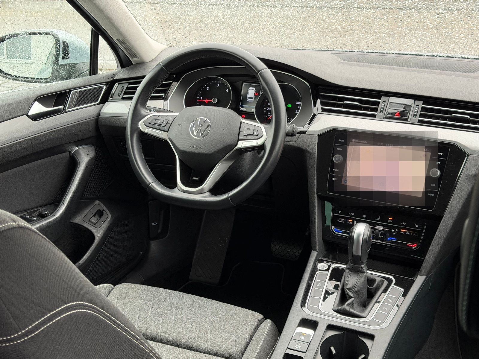 Volkswagen Passat 2.0 TDI DSG Variant Business/LED/AHK/1.H foto 11