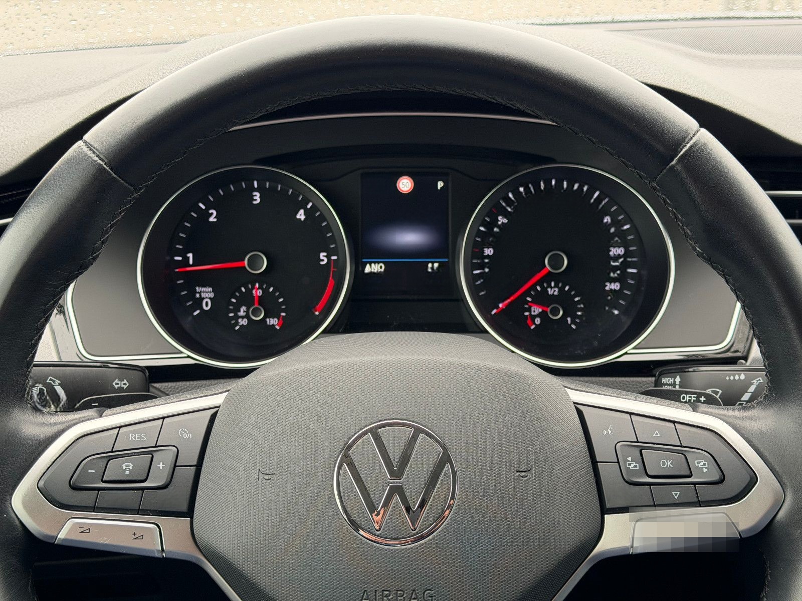 Volkswagen Passat 2.0 TDI DSG Variant Business/LED/AHK/1.H foto 13