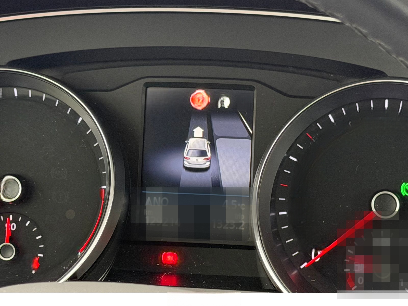 Volkswagen Passat 2.0 TDI DSG Variant Business/LED/AHK/1.H foto 24