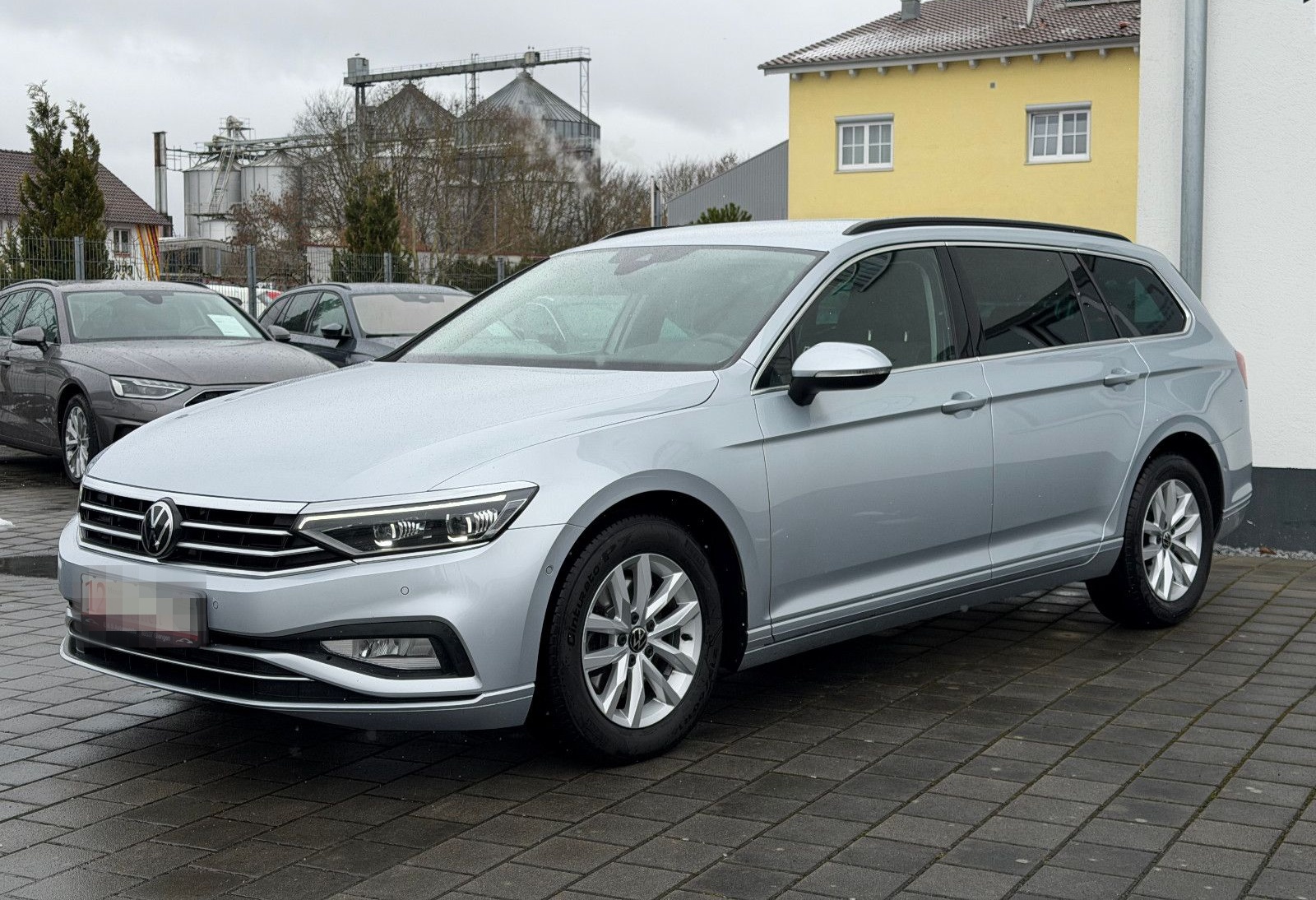 Volkswagen Passat 2.0 TDI DSG Variant Business/LED/AHK/1.H foto 5