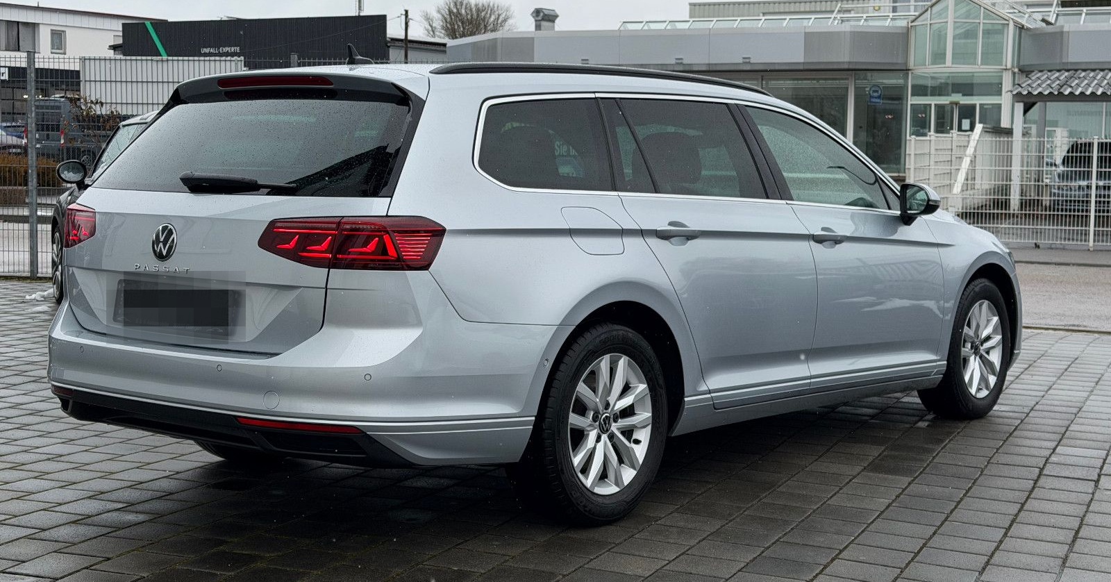 Volkswagen Passat 2.0 TDI DSG Variant Business/LED/AHK/1.H foto 8