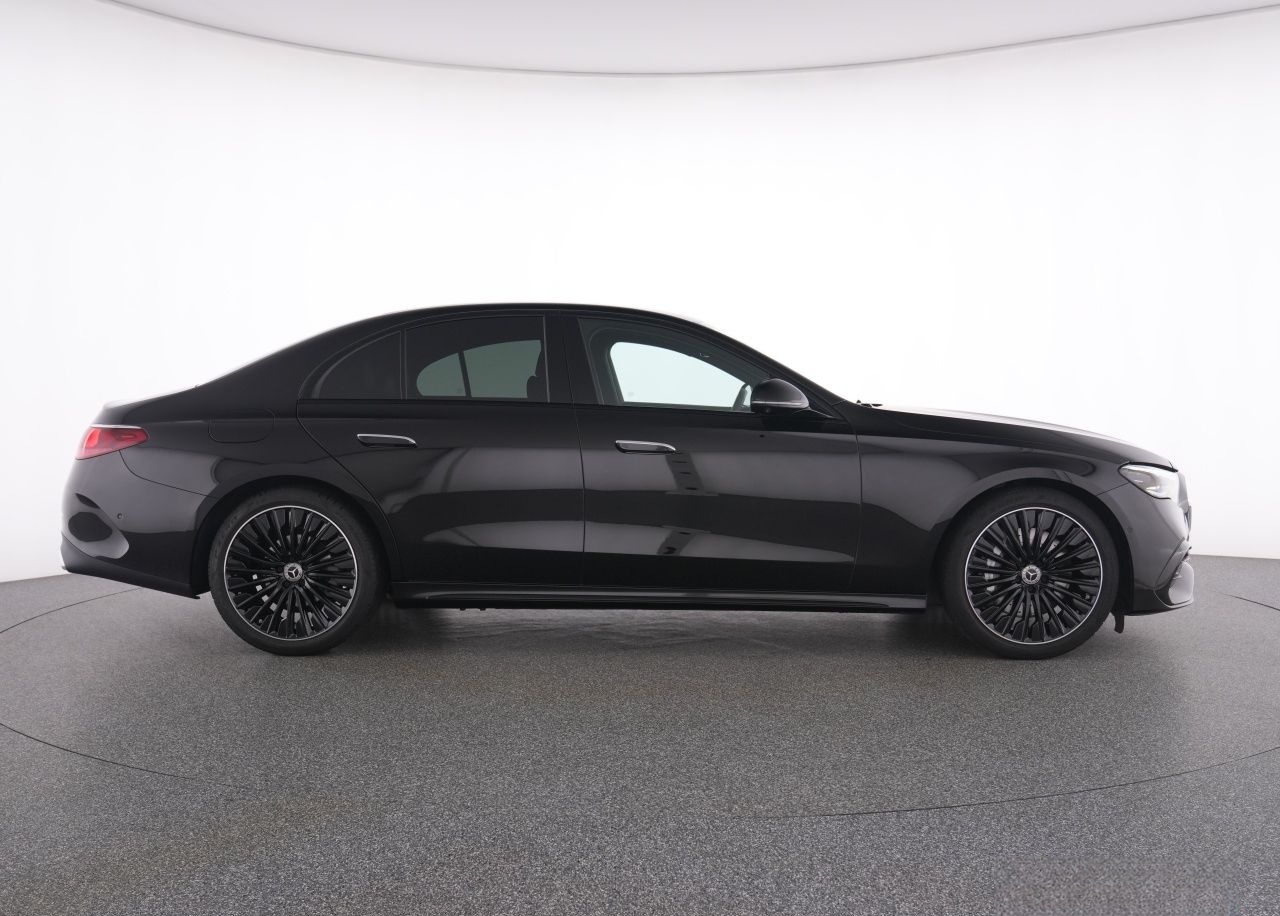 Mercedes-Benz E 220 d AMG+MBUX+DLight+AHK+Night+KeylGo+Mem+20' foto 12
