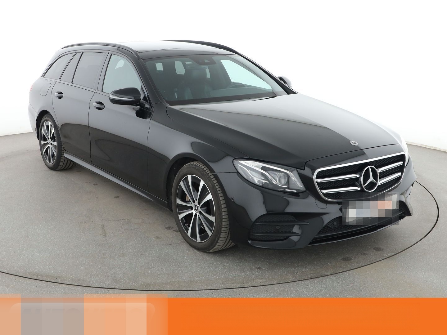 Mercedes-Benz E 400 d T 4Matic AMG Line Aut.*NAVI*LED foto 8