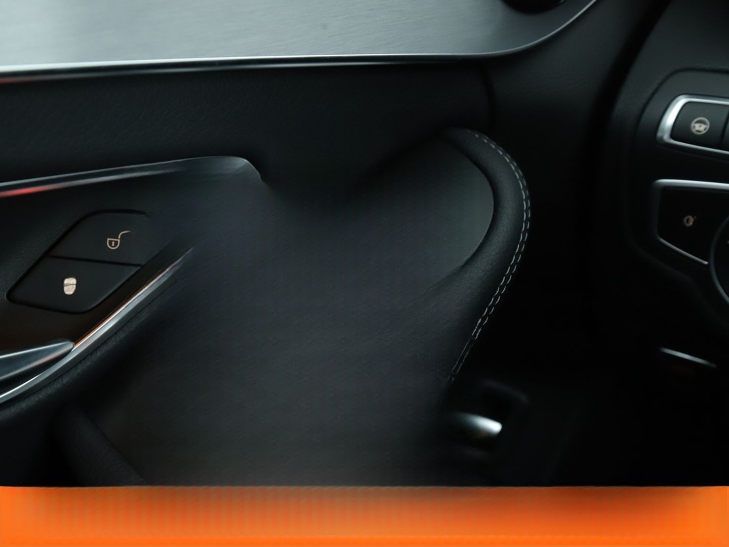 Mercedes-Benz C 400 4Matic Avantgarde Aut.*NAVI*360*SHZ* foto 24