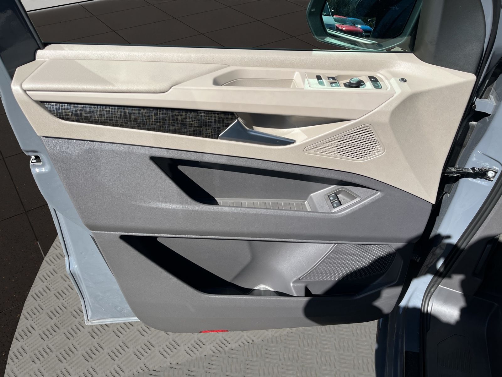 Volkswagen T7 Multivan Energetic 1.4 TSI eHybrid ACC Navi P foto 19