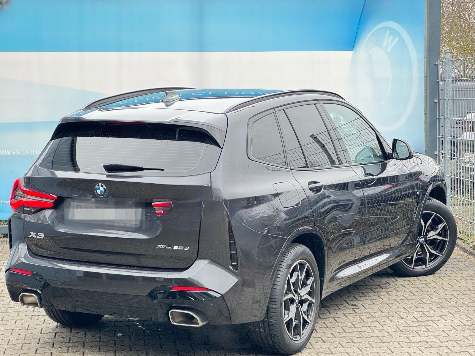 BMW X3 xDrive20d M Sport AHK LED RFK DA Ambiente foto 3