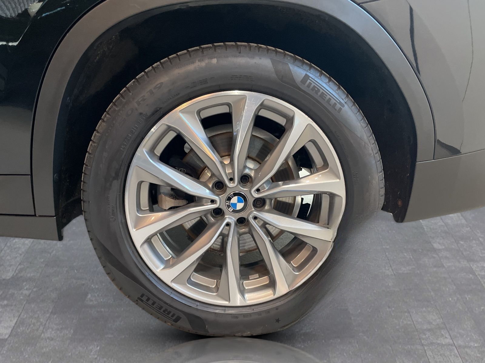 BMW X3 xDrive20d Navi AHK Head-Up Laser Kamera HiFi foto 11