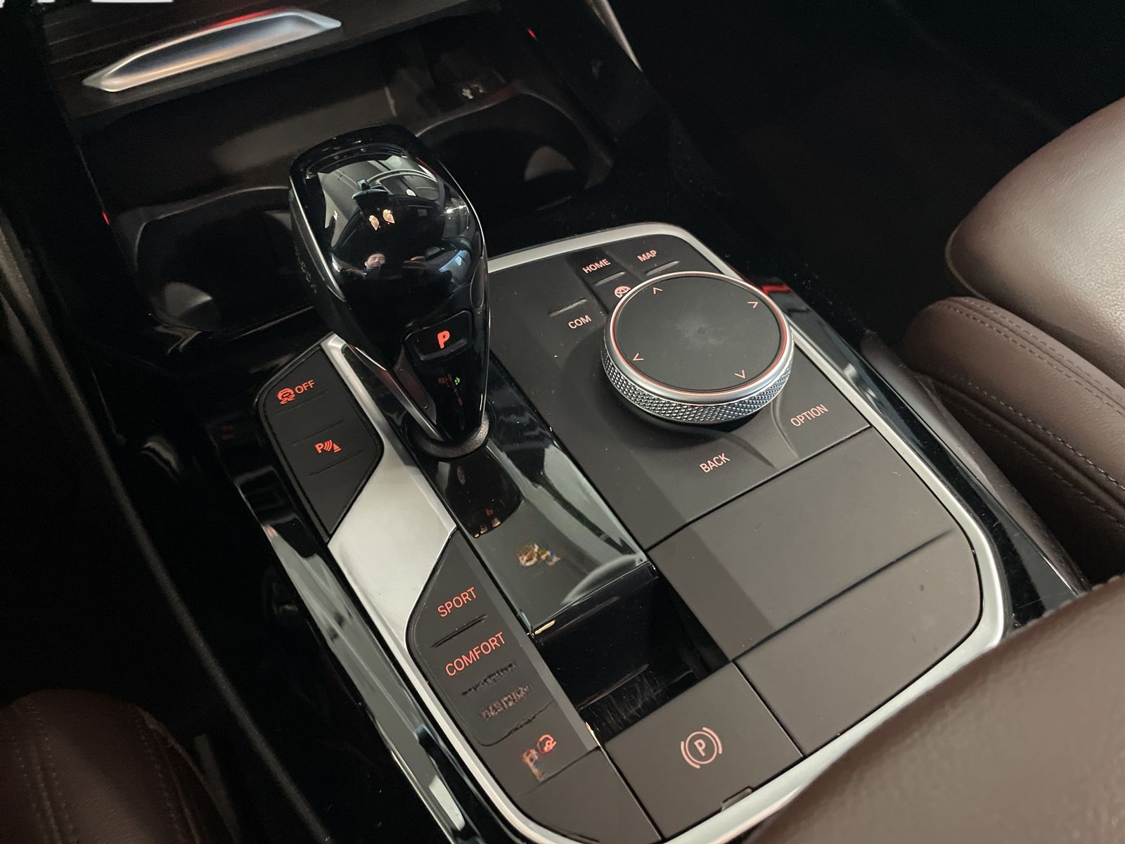 BMW X3 xDrive20d Navi AHK Head-Up Laser Kamera HiFi foto 14