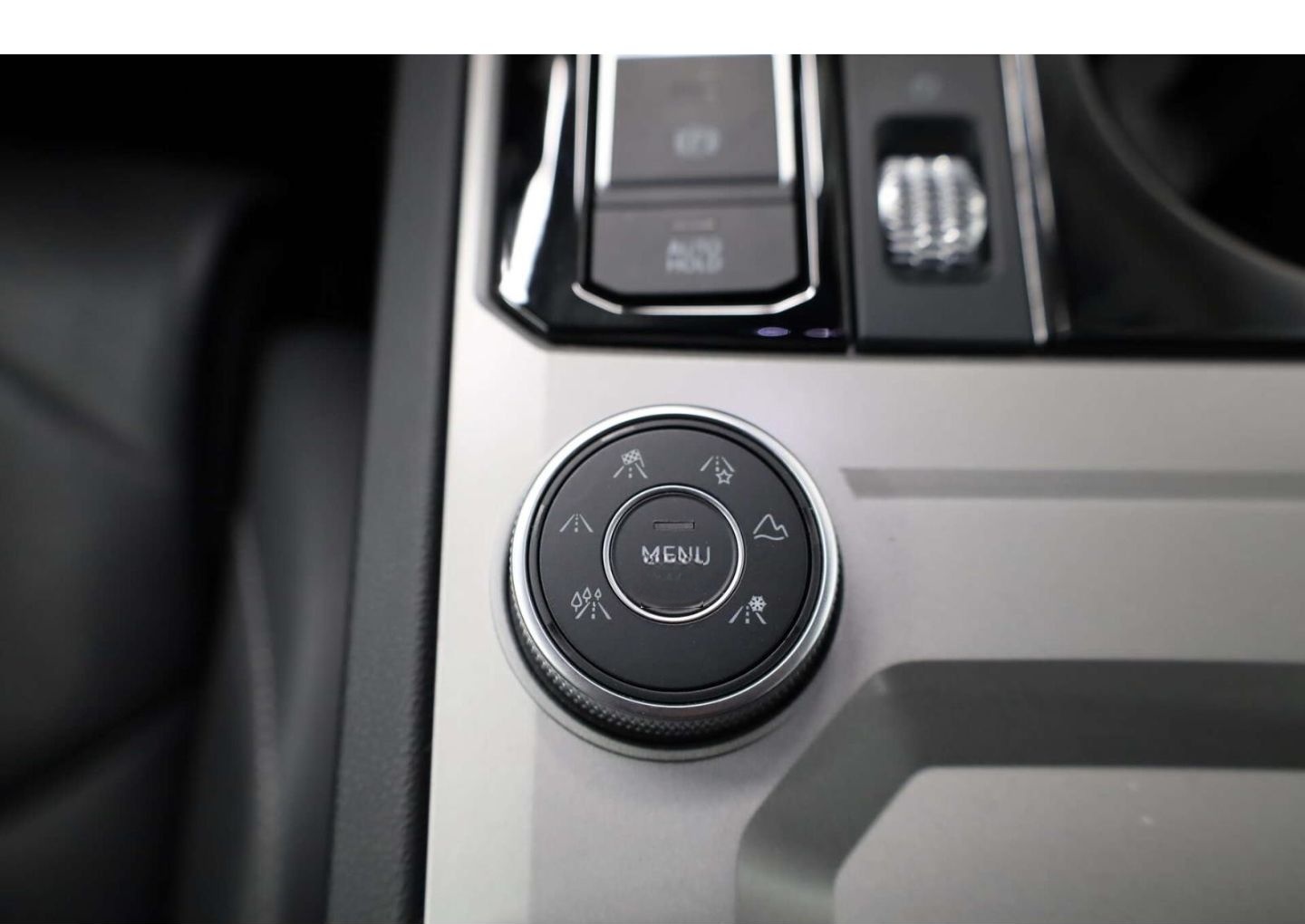 Volkswagen Touareg 3.0 TDI V6 4Motion R-Line DCP/NAV//LED foto 18