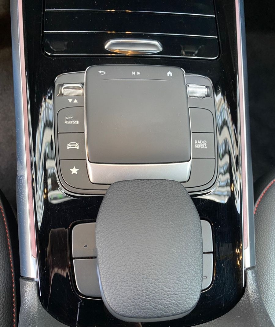 Mercedes-Benz GLB 35 AMG  4MATIC DCT foto 12