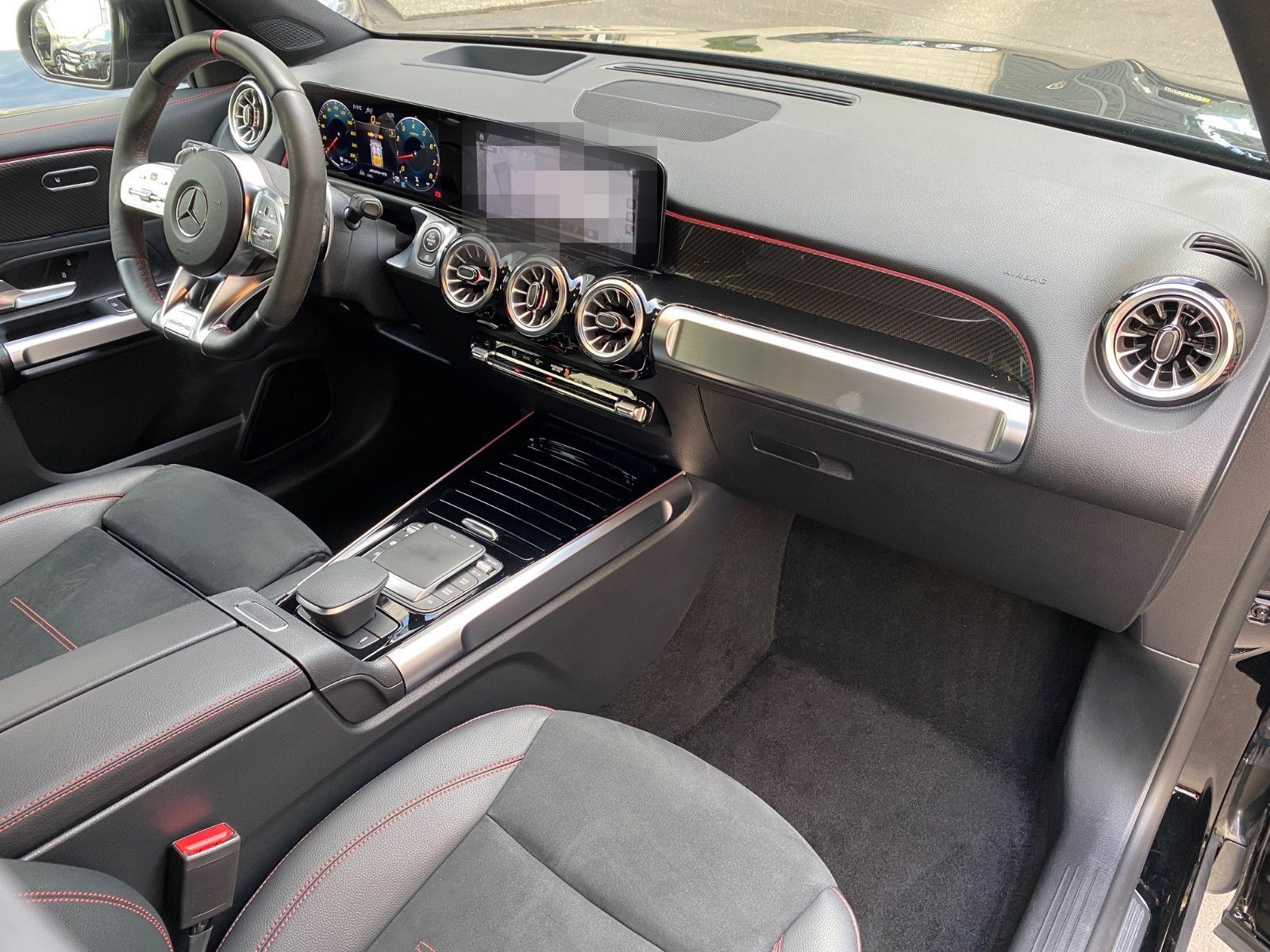 Mercedes-Benz GLB 35 AMG  4MATIC DCT foto 7