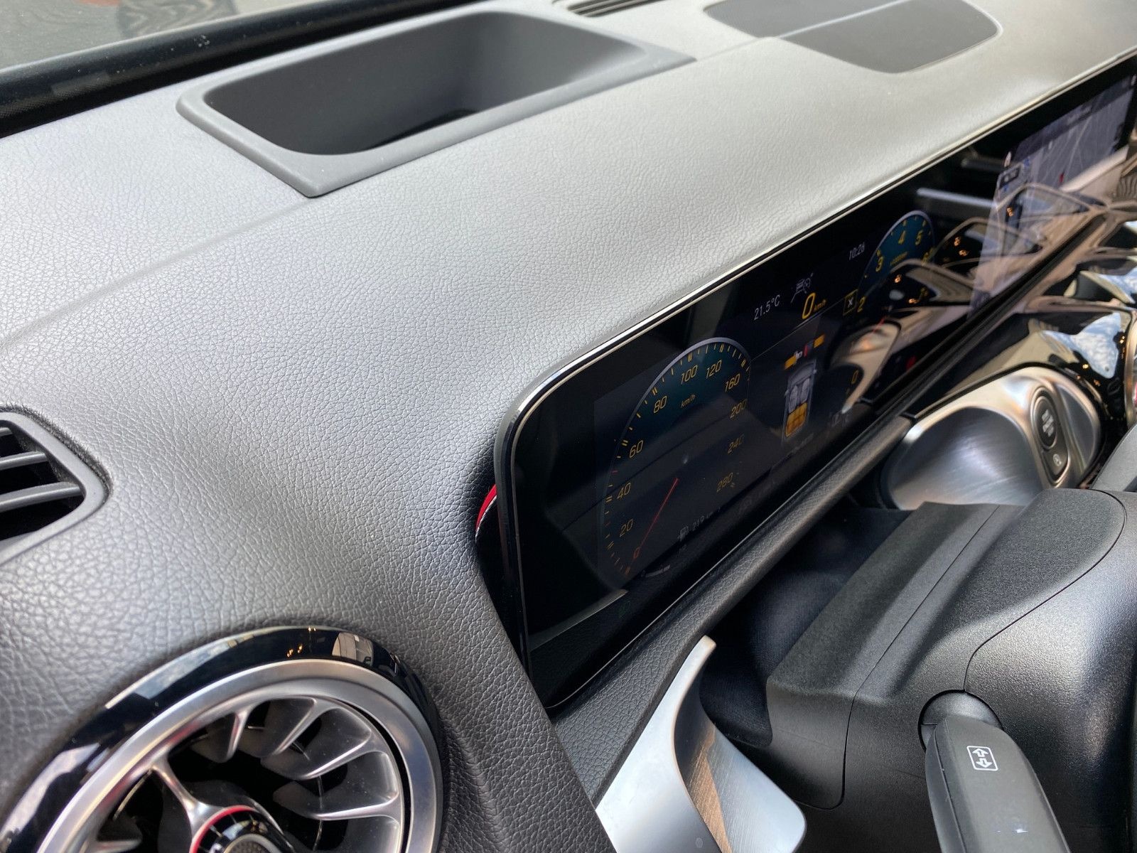 Mercedes-Benz GLB 35 AMG  4MATIC DCT foto 10