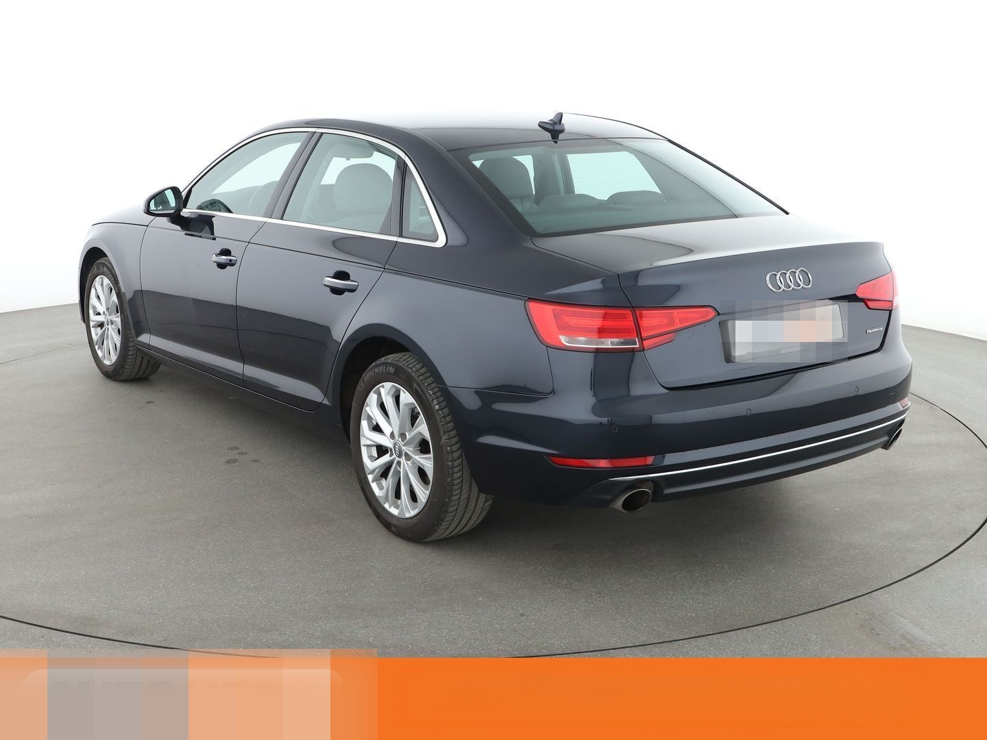 Audi A4 2.0 TFSI quattro Design Aut.*NAVI*BI-XENON* foto 3