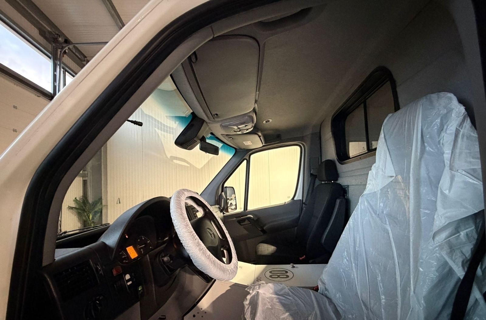 Mercedes-Benz Sprinter II 516 RTW/KTW KOFFER*RETTUNGSFAHRZEUG* foto 16