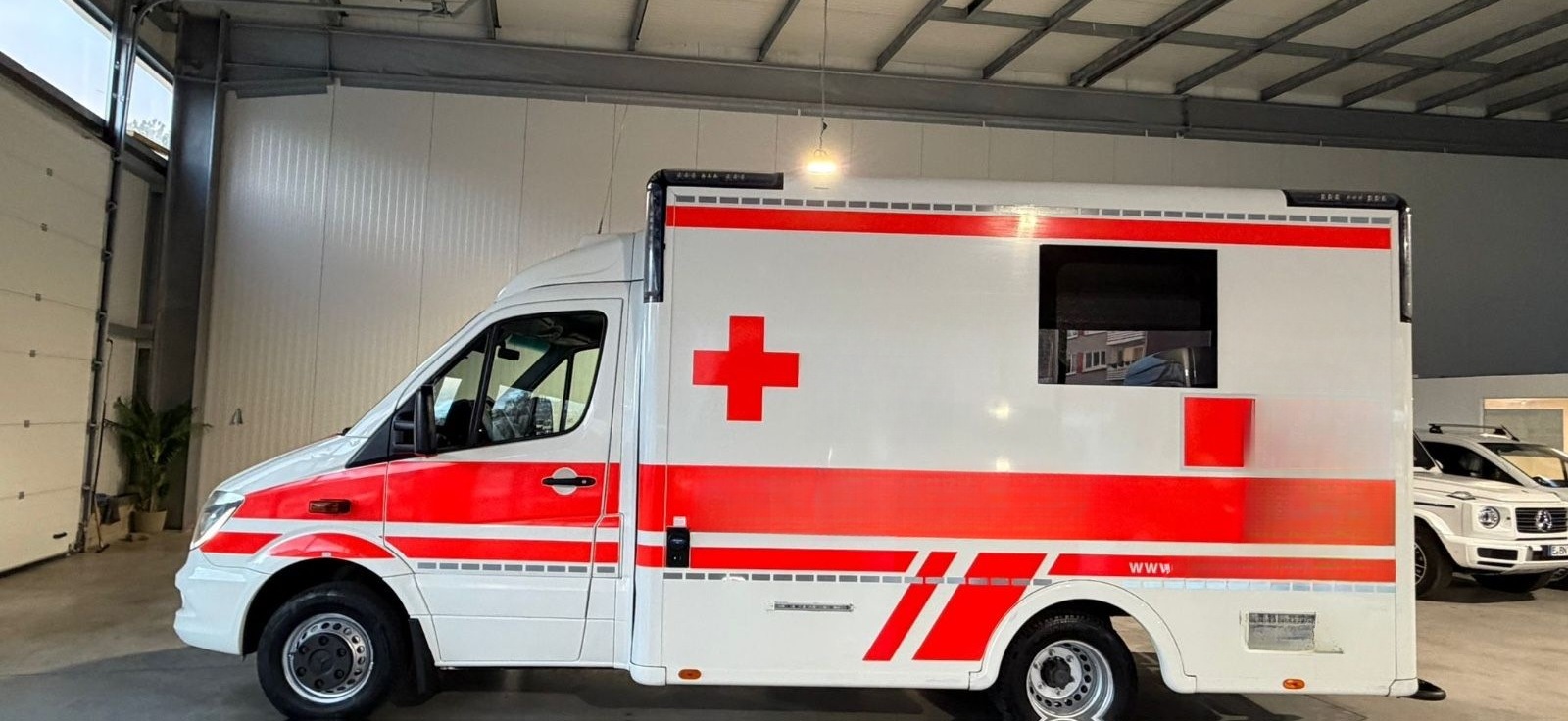 Mercedes-Benz Sprinter II 516 RTW/KTW KOFFER*RETTUNGSFAHRZEUG* foto 6