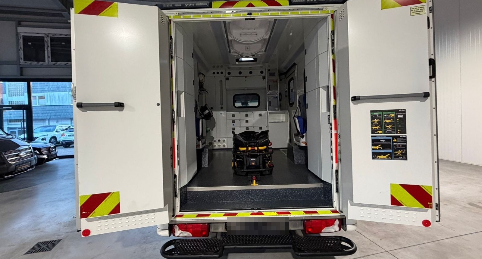 Mercedes-Benz Sprinter II 516 RTW/KTW KOFFER*RETTUNGSFAHRZEUG* foto 10