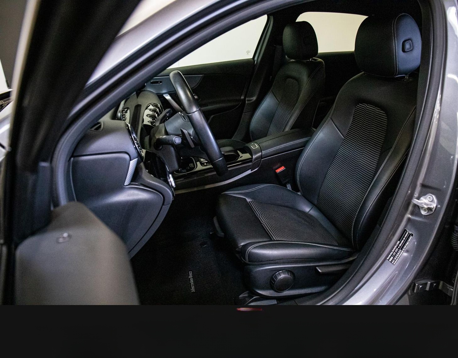 Mercedes-Benz A 180 CDI KAT SHZ RFK LED NAVI DAB PDC LM foto 11