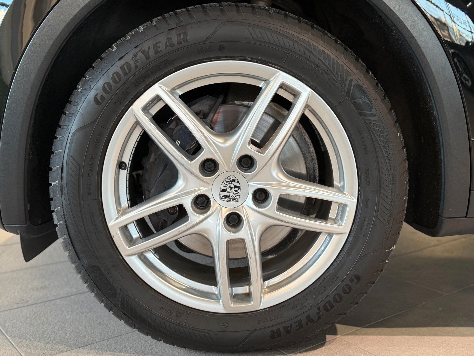 Porsche Cayenne *PASM*Schiebedach*Xenon* foto 11
