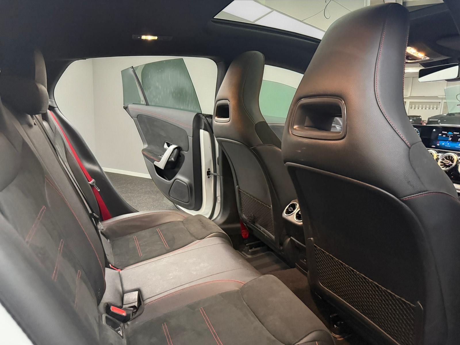 Mercedes-Benz CLA 45s AMG 4M SB*PANO*ACC*360*BEAM*MOD 22 foto 16