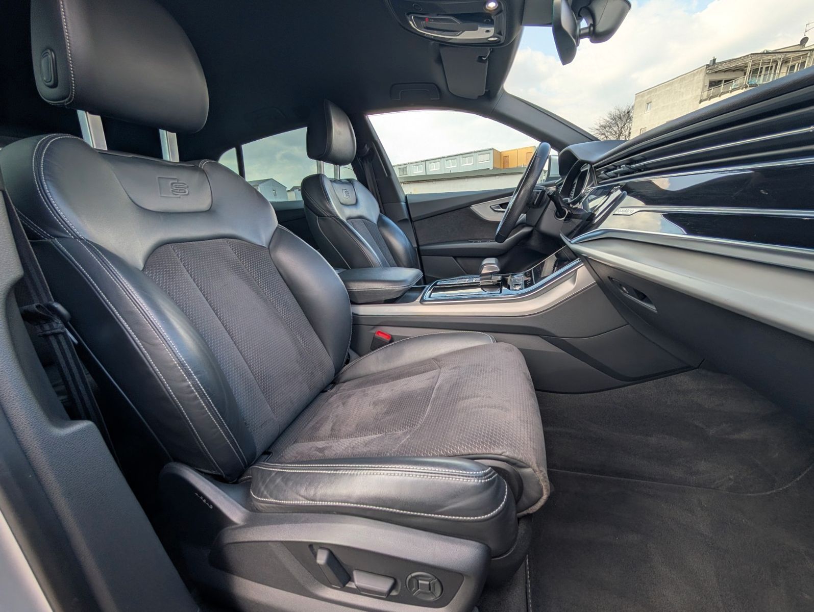 Audi Q8 50 TDI quattro*S-LINE-PLUS*MATRIX*KAMERA*MEMO foto 12