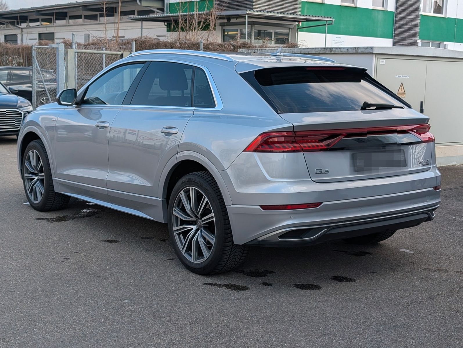 Audi Q8 50 TDI quattro*S-LINE-PLUS*MATRIX*KAMERA*MEMO foto 4