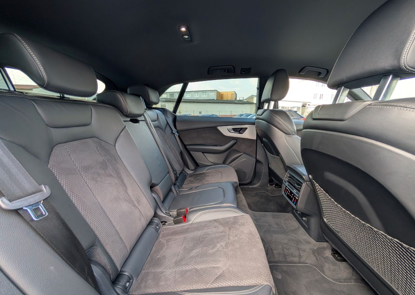 Audi Q8 50 TDI quattro*S-LINE-PLUS*MATRIX*KAMERA*MEMO foto 10