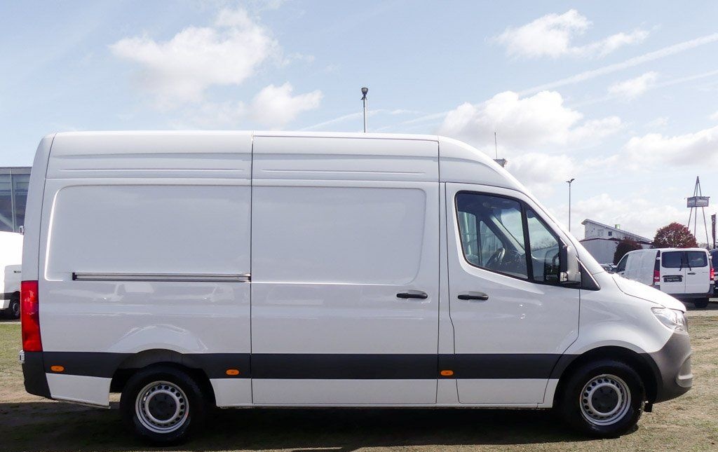Mercedes-Benz Sprinter 317 CDI KA L2H2 Klima Kamera Navi Holz foto 4