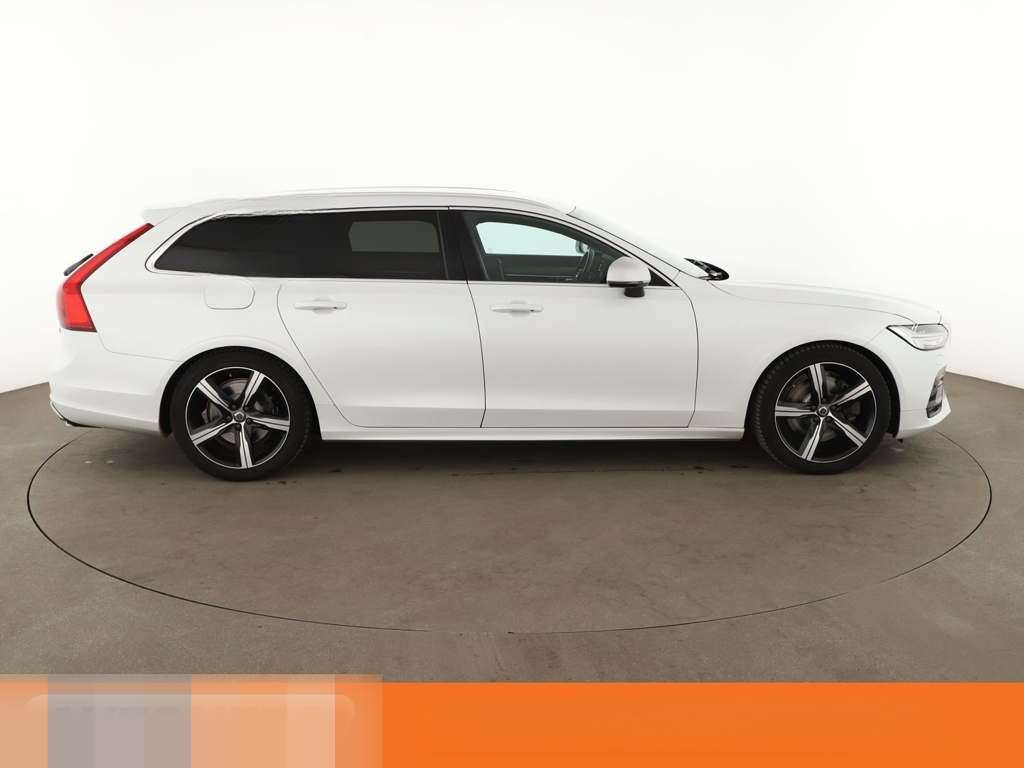 Volvo V90 2.0 T4 R-Design Aut.*NAVI*TEMPO*PDC*SHZ* foto 7