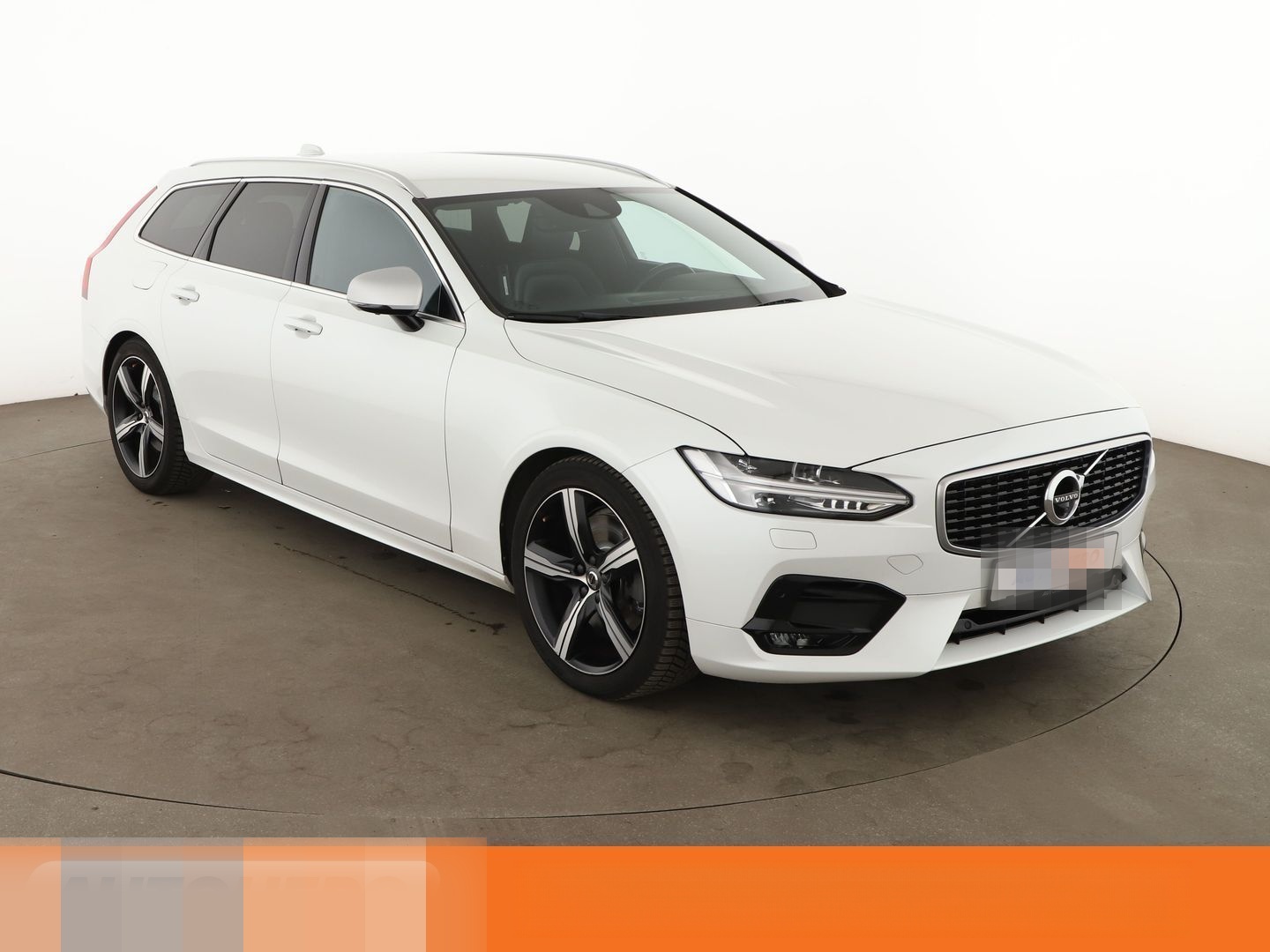 Volvo V90 2.0 T4 R-Design Aut.*NAVI*TEMPO*PDC*SHZ* foto 8