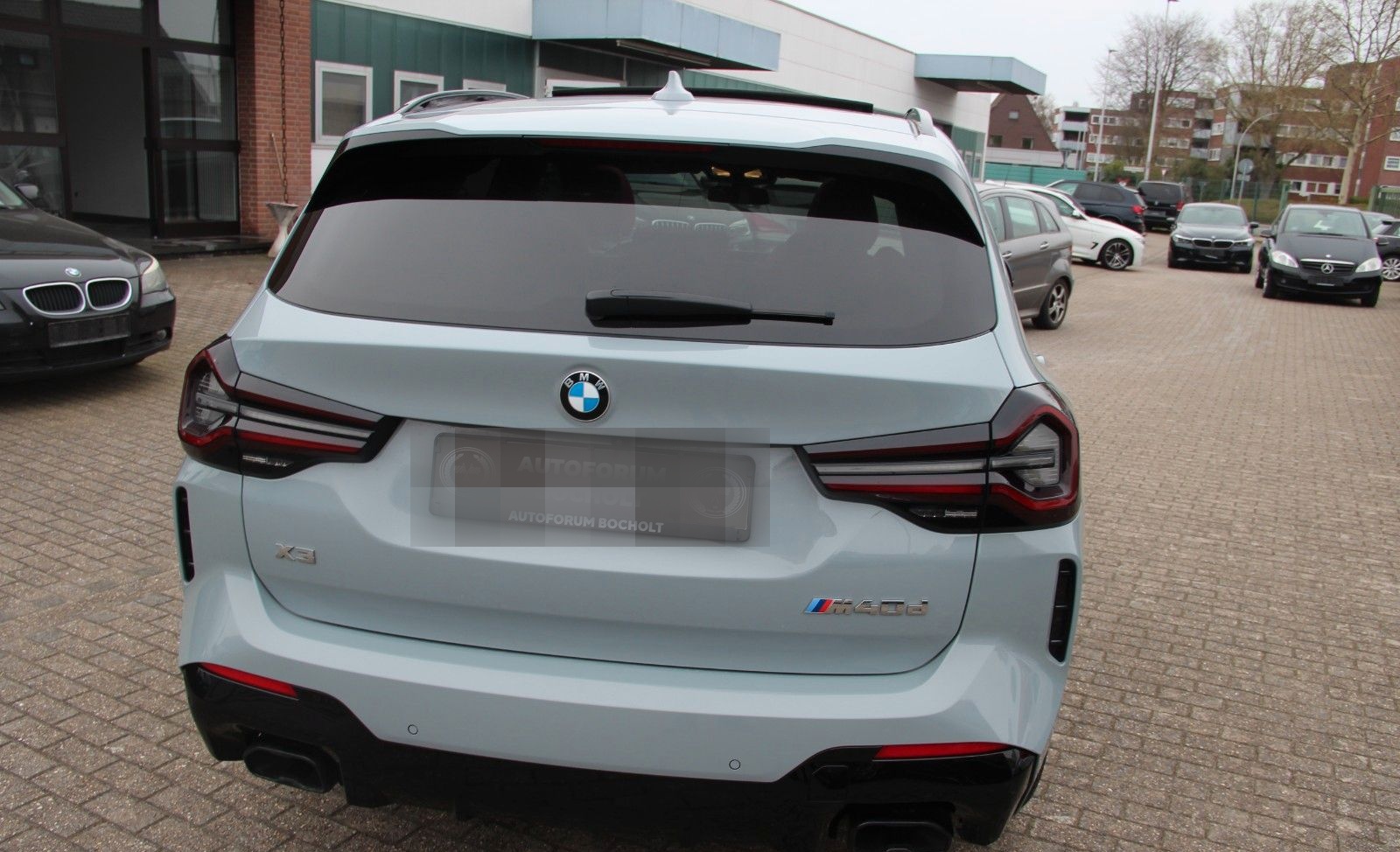 BMW X3 M40 d xD, Pano, HUD, Laser, AHK, Stndhz foto 5