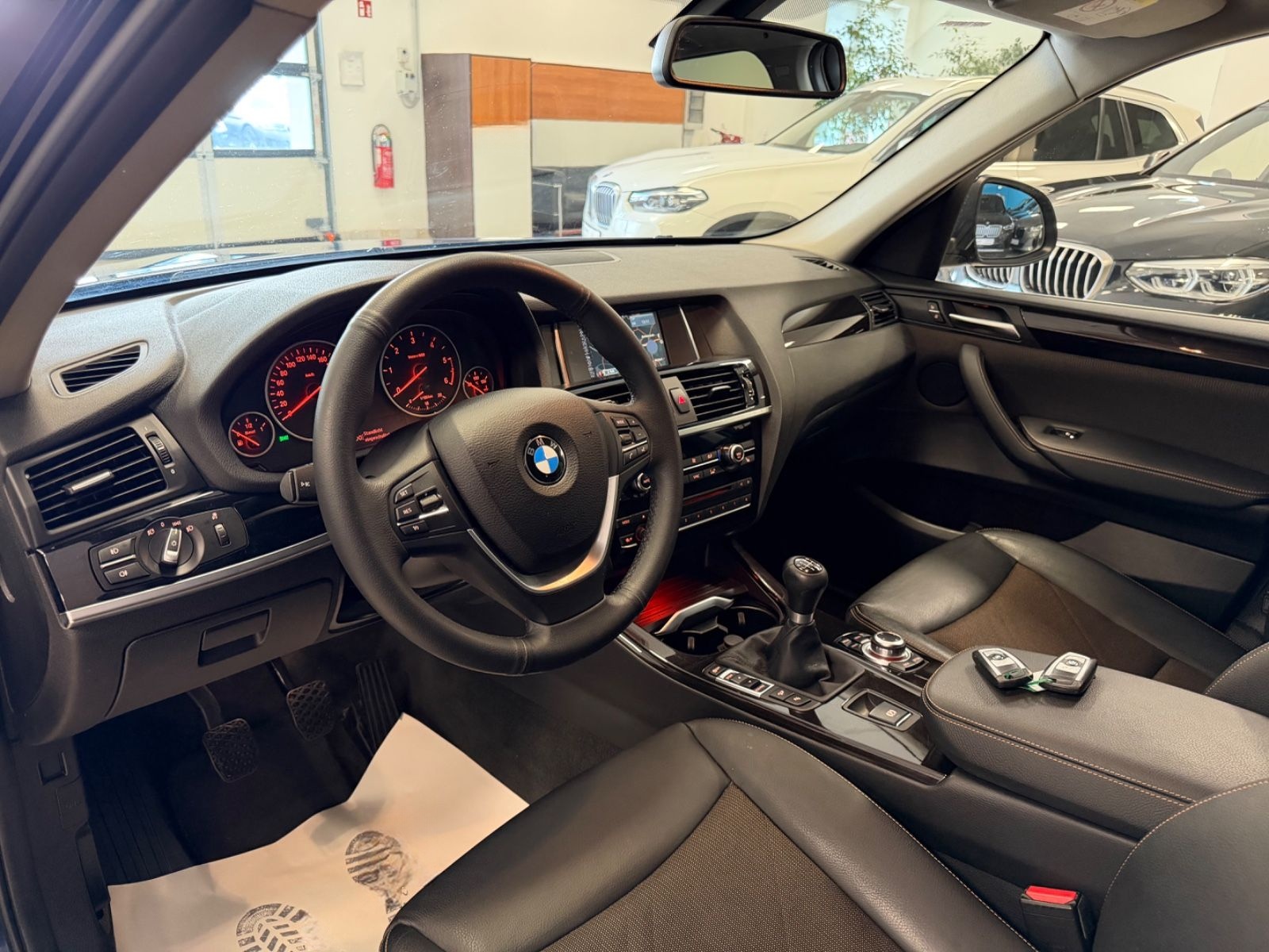 BMW X3xDrive20d/NaviBus/Xenon/Teilleder/Tempom/xLine foto 14