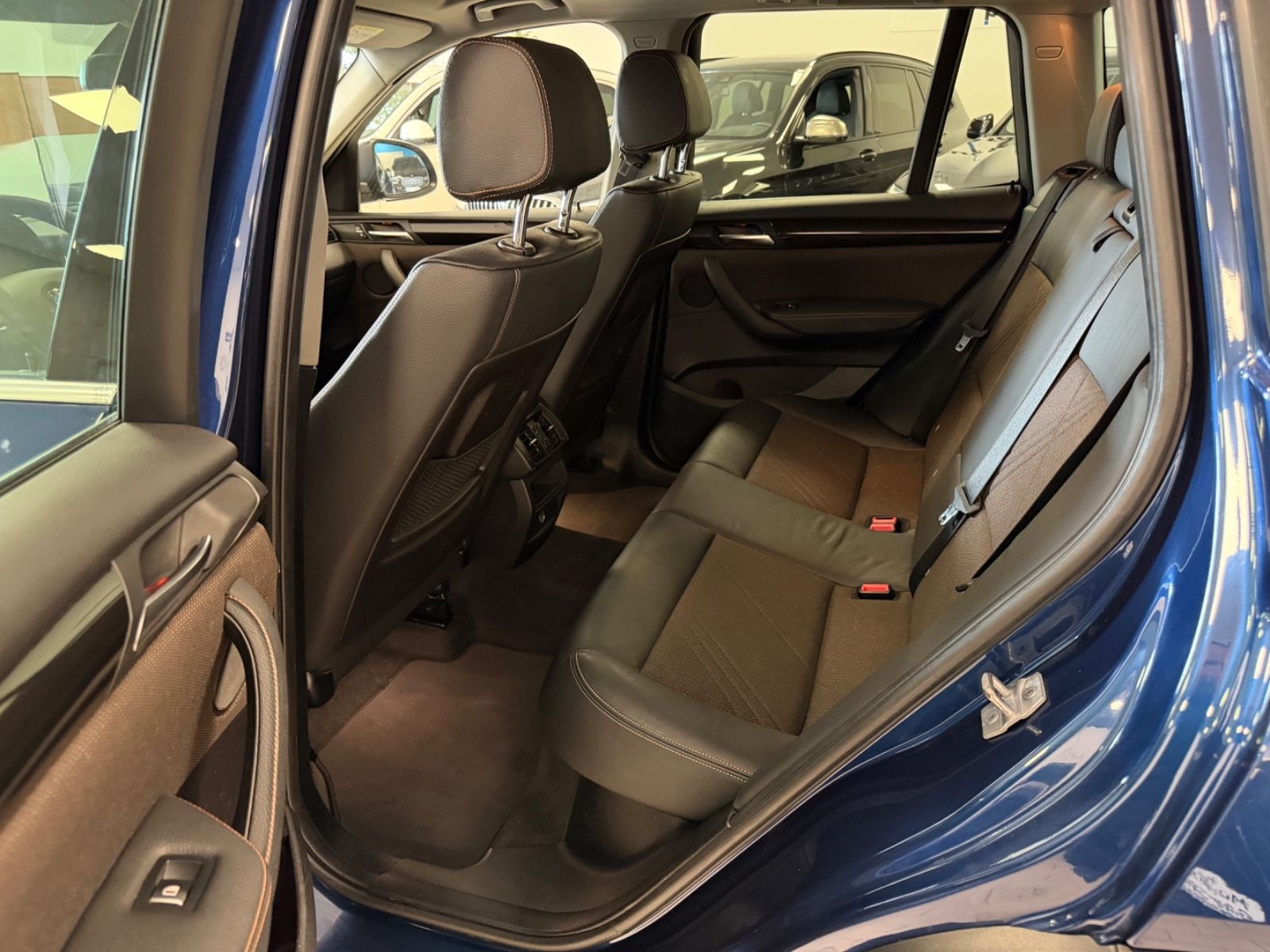 BMW X3xDrive20d/NaviBus/Xenon/Teilleder/Tempom/xLine foto 22