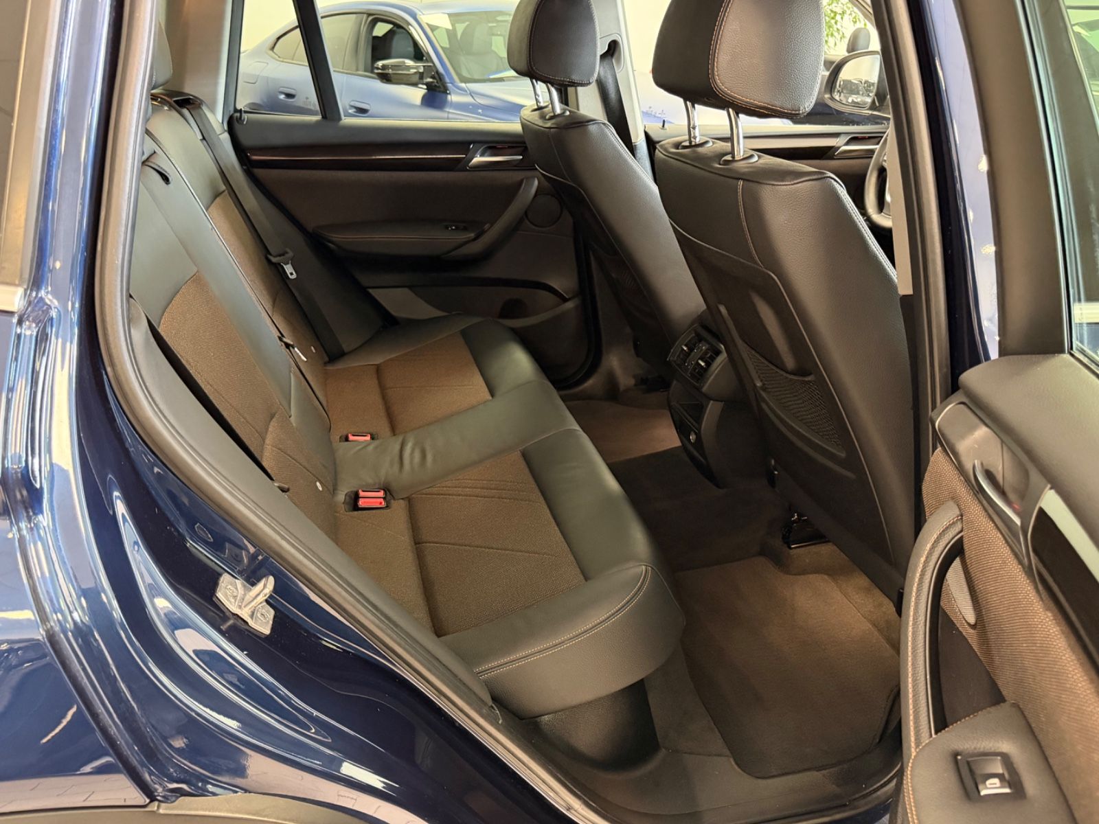 BMW X3xDrive20d/NaviBus/Xenon/Teilleder/Tempom/xLine foto 24