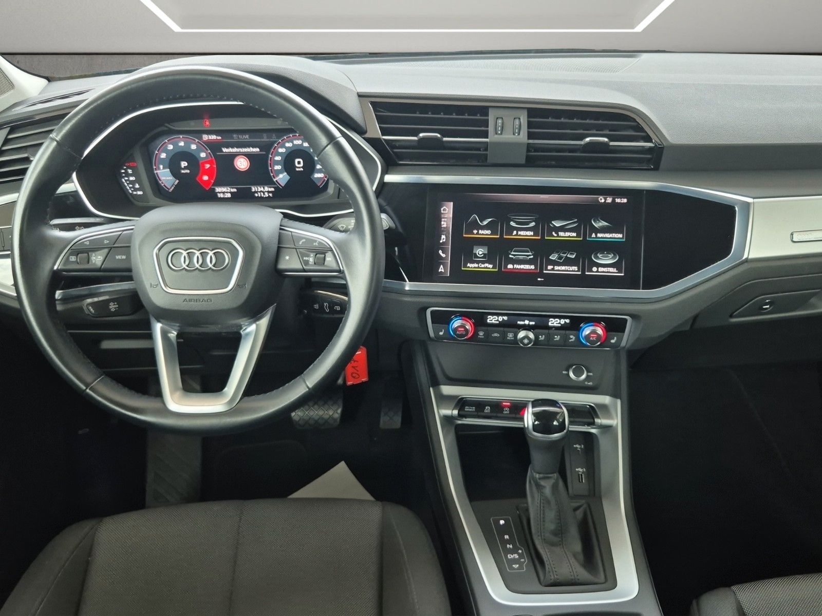 Audi Q3 Sportback 35 TFSI LED Navi Carplay PDC SHZ foto 13
