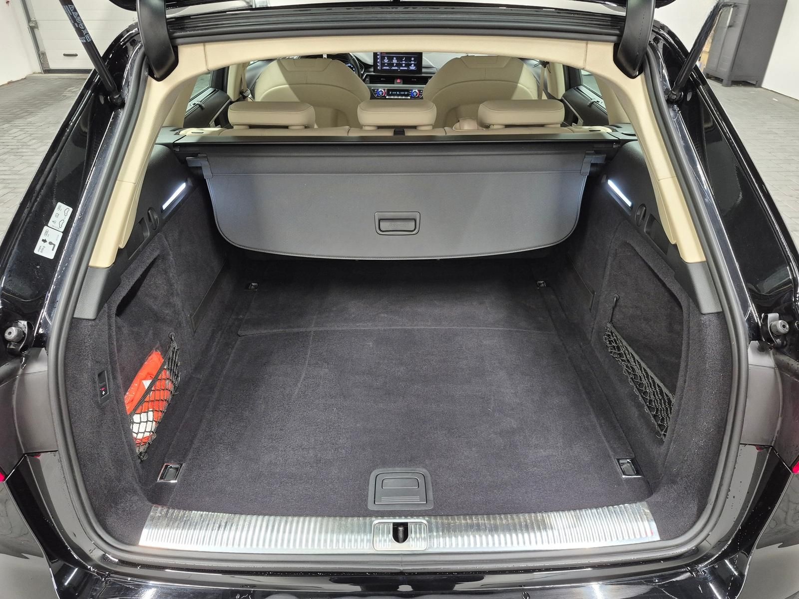 Audi A4 quattro LED/Navi/Pano/AHK/Stdhzg/SHZ/Kam/18LM foto 7