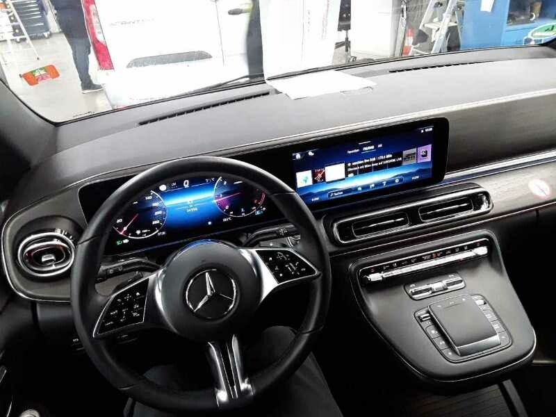 Mercedes-Benz V 300 d AVANTGARDE Lang Widescreen AHK Multibeam foto 12