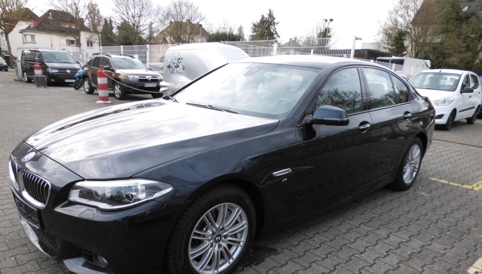 BMW 530 5 Limousine 530 d xDrive M-Paket foto 2