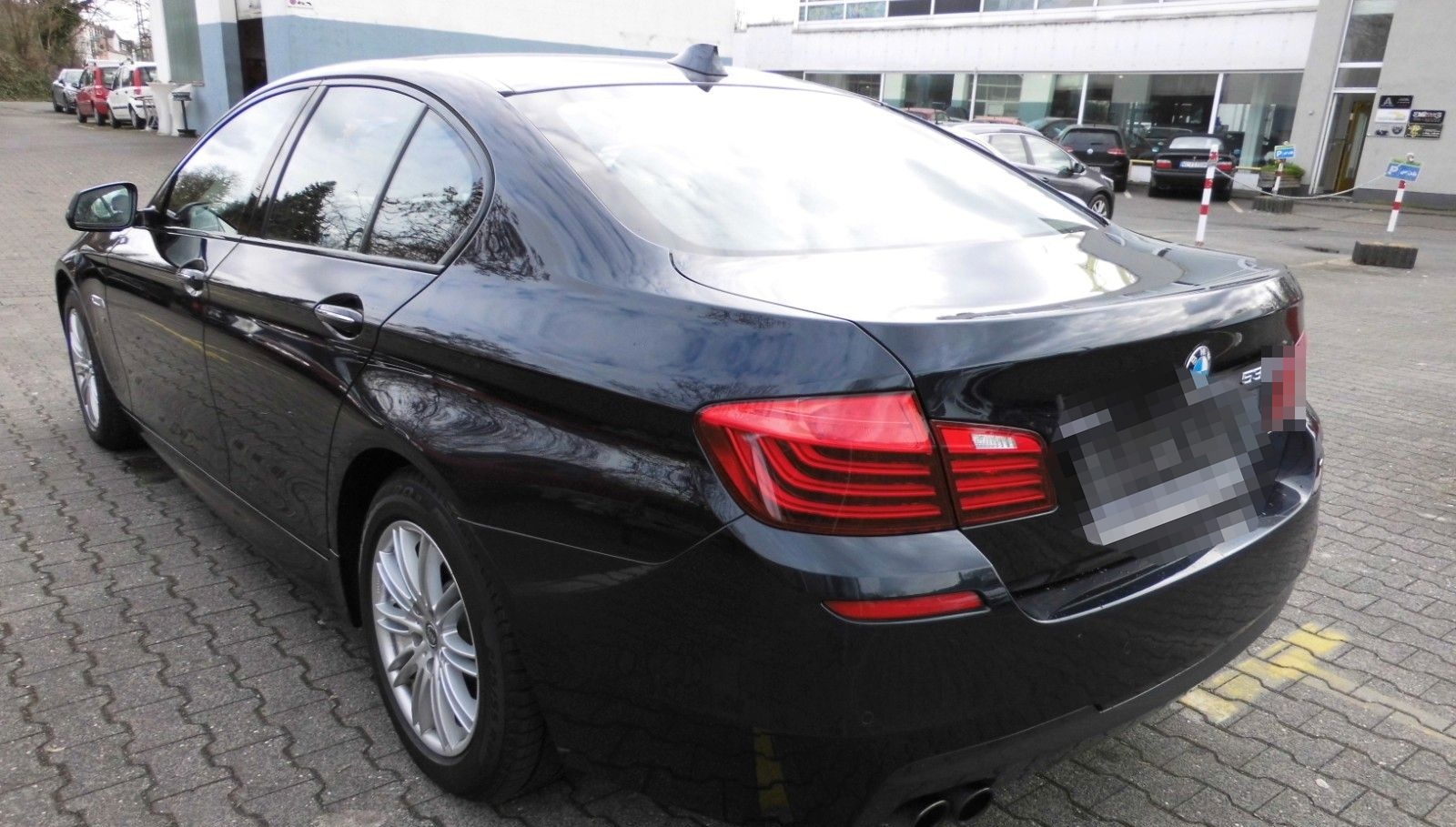 BMW 530 5 Limousine 530 d xDrive M-Paket foto 5