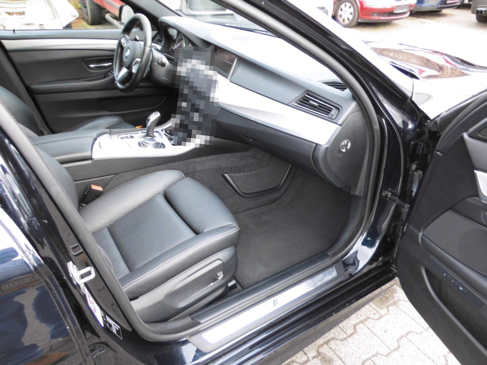 BMW 530 5 Limousine 530 d xDrive M-Paket foto 7