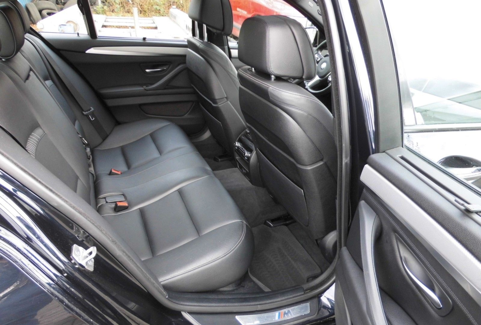 BMW 530 5 Limousine 530 d xDrive M-Paket foto 8