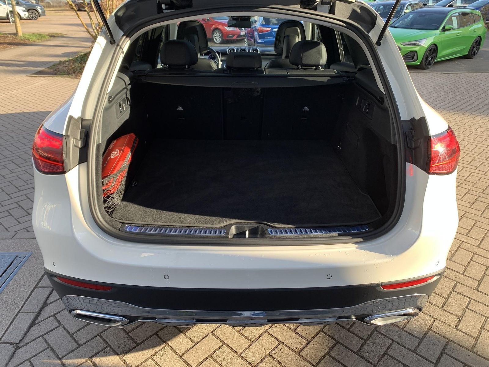 Mercedes-Benz GLC 220 d 4Matic Avantgarde Pano+AHK+Memory+LED foto 6