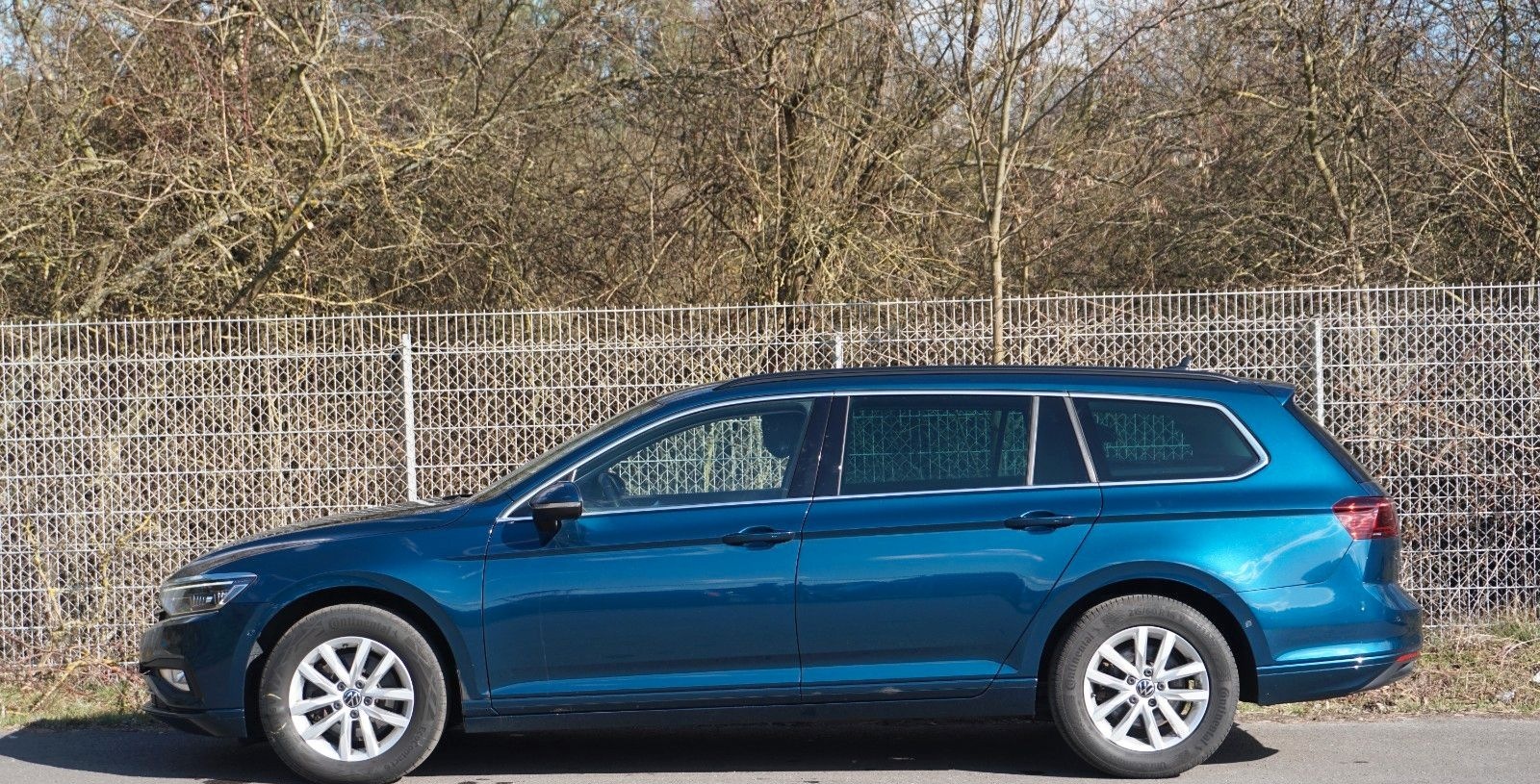 Volkswagen Passat Variant Business ACC/TWA/360°/H&k/Massage foto 2