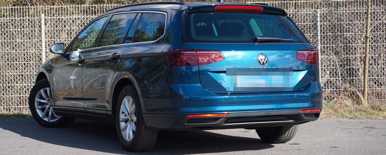 Volkswagen Passat Variant Business ACC/TWA/360°/H&k/Massage foto 3